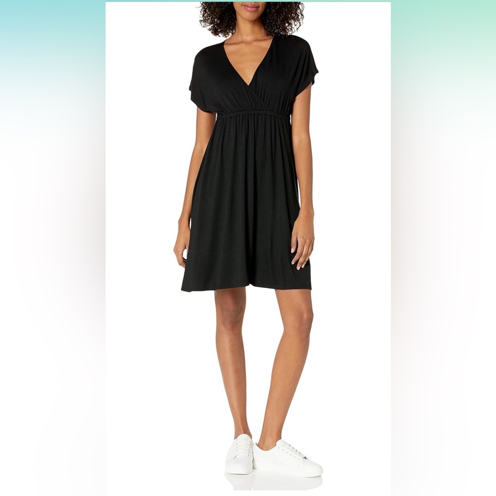 V-Neck Empire Waist Dress | Black